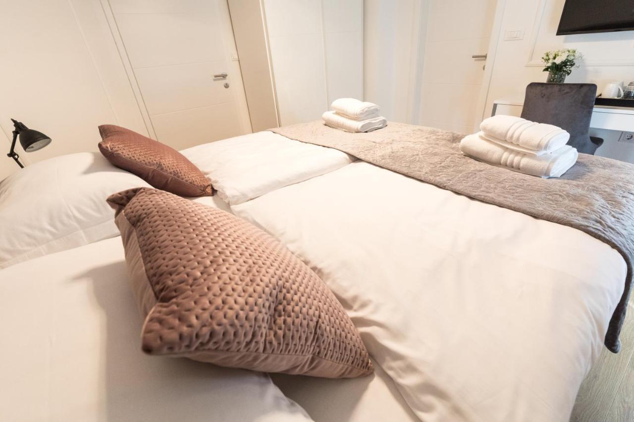 Luxury Rooms With Balcony Zadar Exterior photo