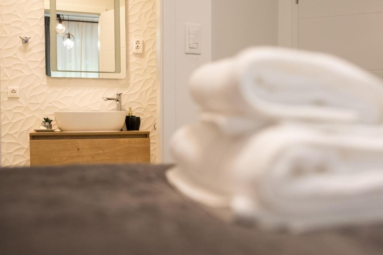 Luxury Rooms With Balcony Zadar Exterior photo